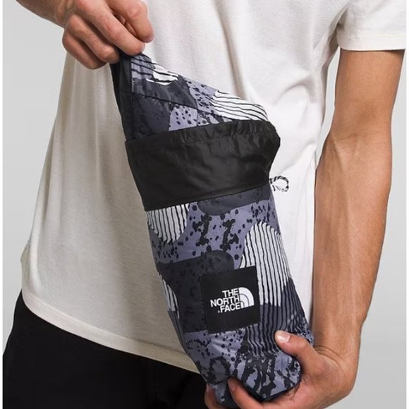 The North Face Long Sleeve Circaloft Abstract Printed Jacket - Size M - Picture 4 of 4